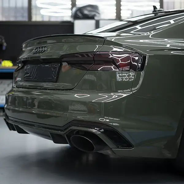 Audi RS5, Wrapping completo Black Olive ultra lucido